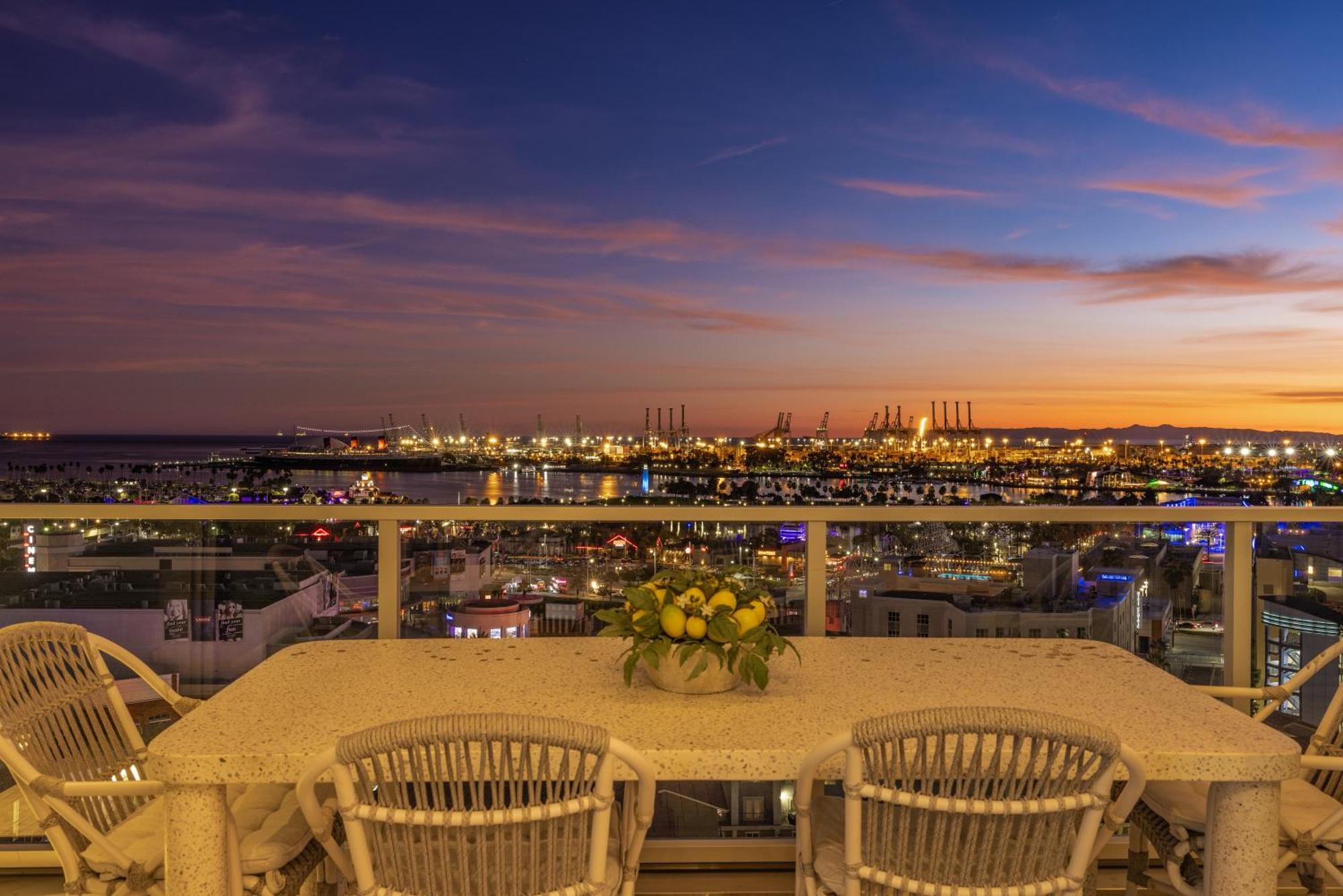 @ Marbella Lane - Penthouse W/ City & Ocean Views Long Beach Bagian luar foto