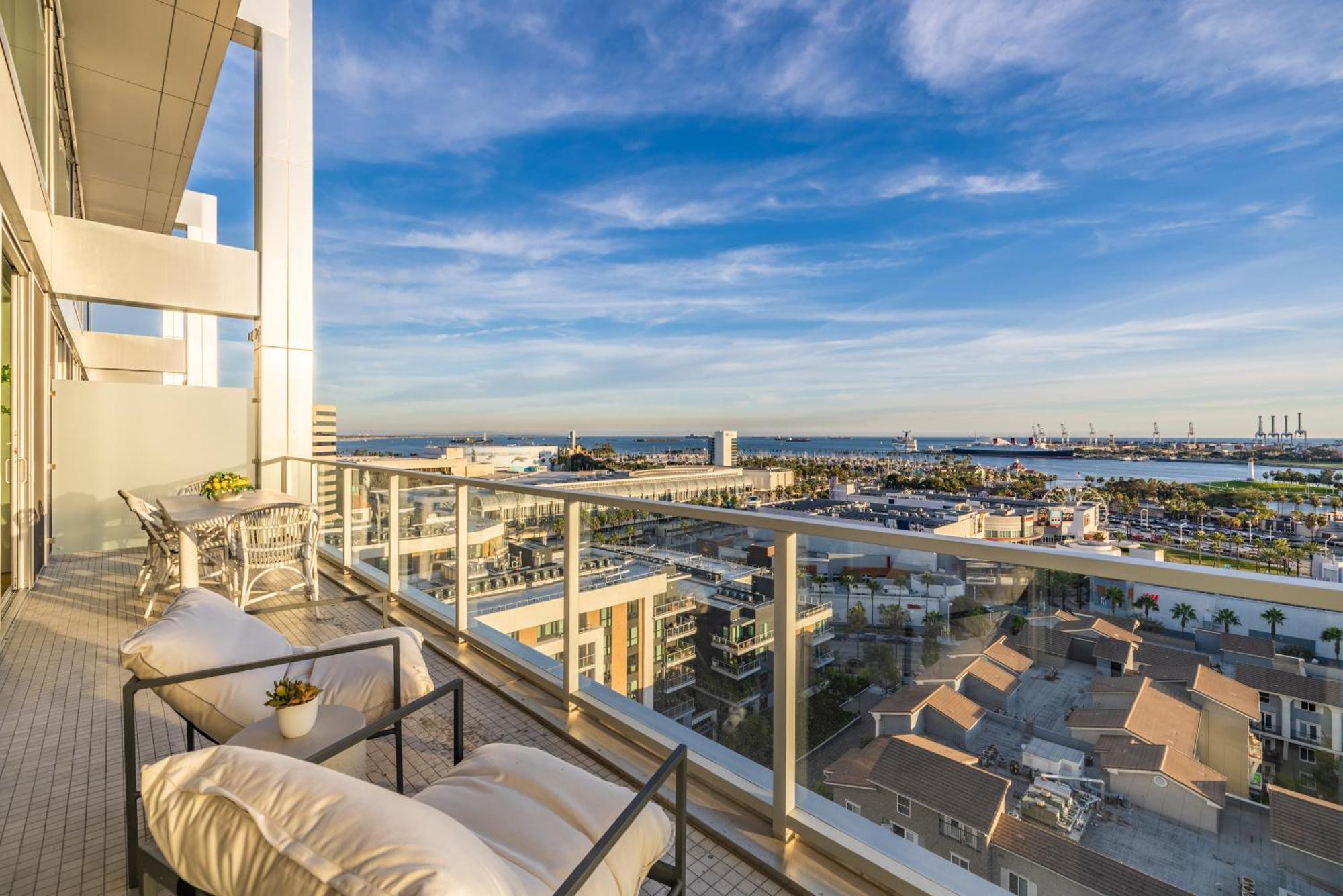 @ Marbella Lane - Penthouse W/ City & Ocean Views Long Beach Bagian luar foto